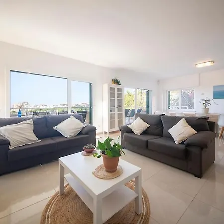 וילה Cambera 10 Minutos De Playa Andando Muy Comoda Area Tranquila *