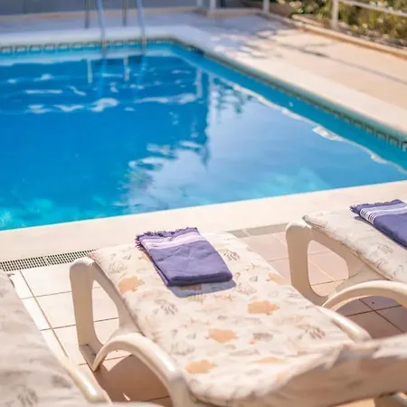 וילה Cambera 10 Minutos De Playa Andando Muy Comoda Area Tranquila *