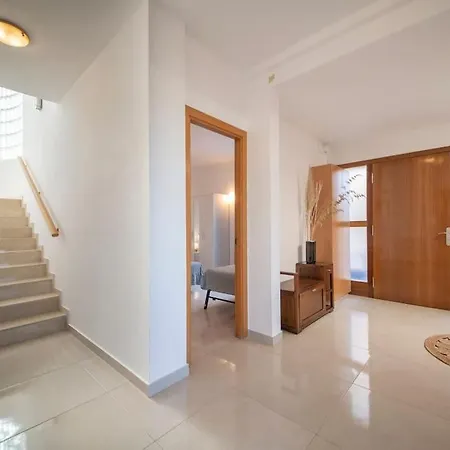 别墅 Cambera 10 Minutos De Playa Andando Muy Comoda Area Tranquila *