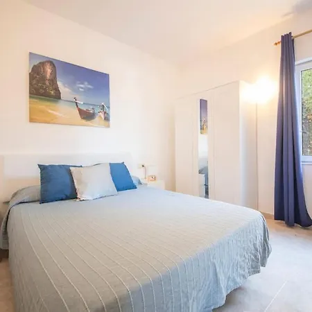 Cambera 10 Minutos De Playa Andando Muy Comoda Area Tranquila וילה סיטגס