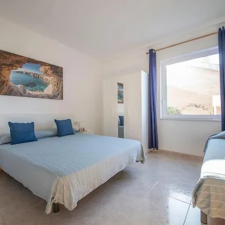 Cambera 10 Minutos De Playa Andando Muy Comoda Area Tranquila 锡切斯