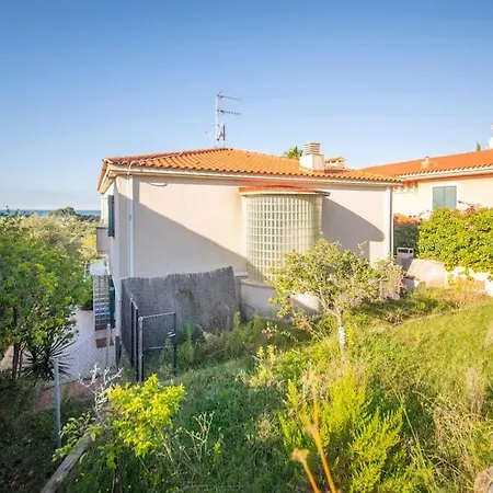 Villa Cambera 10 Minutos De Playa Andando Muy Comoda Area Tranquila *