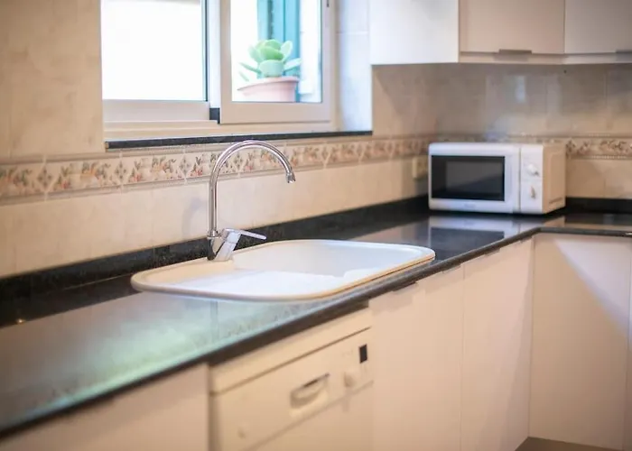 Cambera 10 Minutos De Playa Andando Muy Comoda Area Tranquila *