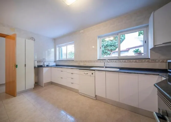 Cambera 10 Minutos De Playa Andando Muy Comoda Area Tranquila Вилла *