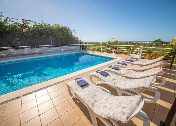 Villa Cambera 10 Minutos De Playa Andando Muy Comoda Area Tranquila Sitges