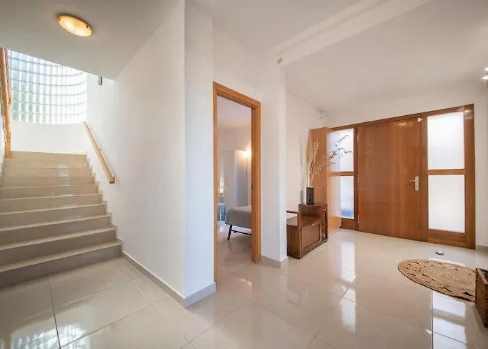 Villa Cambera 10 Minutos De Playa Andando Muy Comoda Area Tranquila *