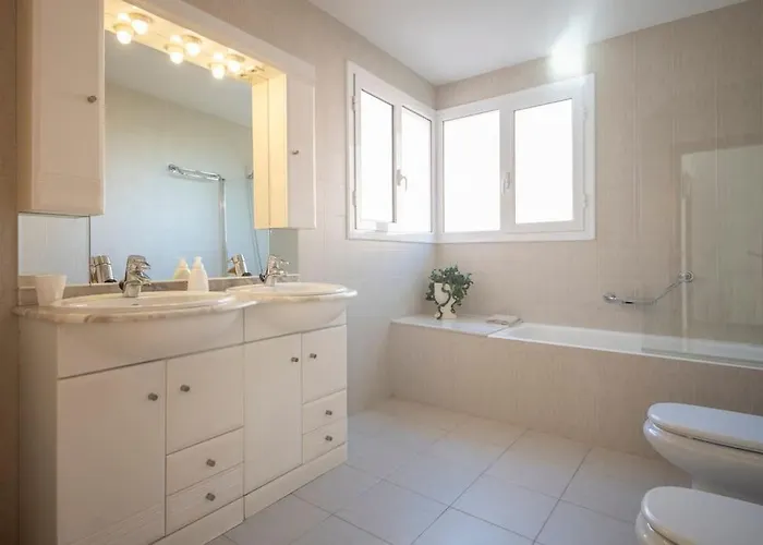 Cambera 10 Minutos De Playa Andando Muy Comoda Area Tranquila *